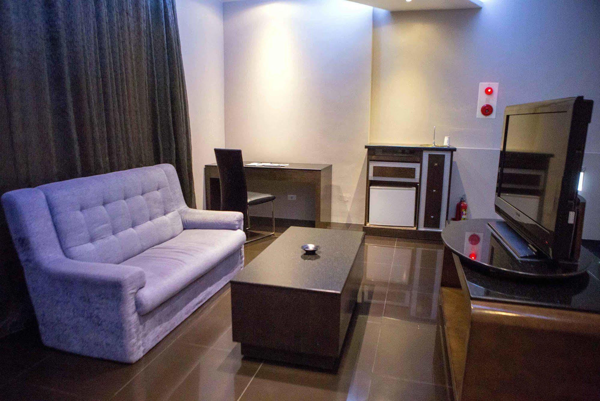 All-Ur Boutique Motel-Jhu Shan Branch Zhushan Luaran gambar