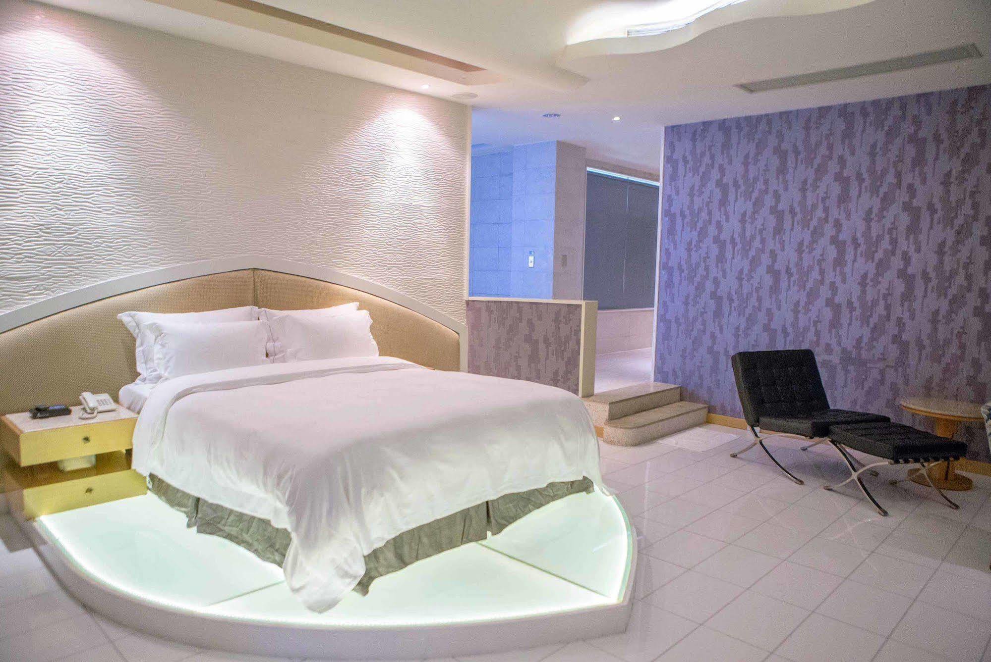 All-Ur Boutique Motel-Jhu Shan Branch Zhushan Luaran gambar